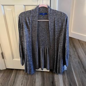 Selling Apt.9 Gray Open Sweater
